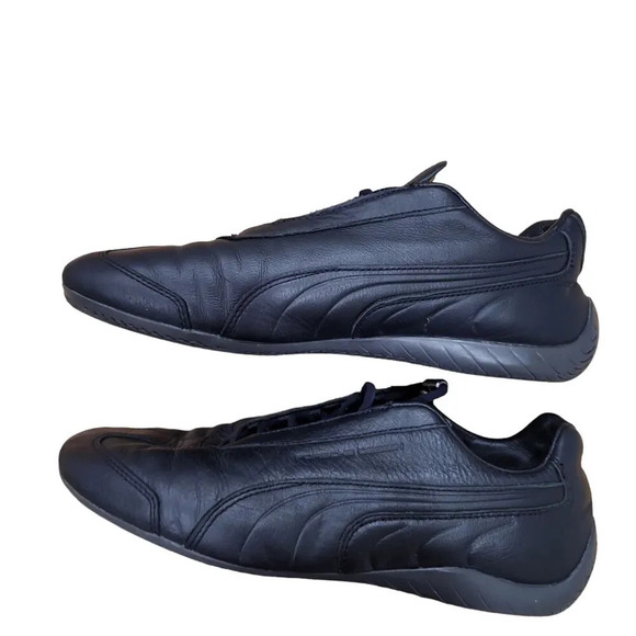Athletic_Shoes